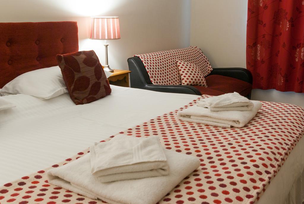 The Dragon Hotel Монтгомери Экстерьер фото